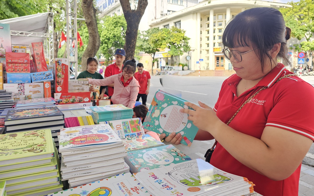 Nhiều trải nghiệm thú vị tại Hội Sách Hà Nội 2025 