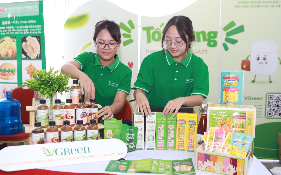Đồ uống xanh của Vgreen tạo điểm nhấn tại Ngày hội "Phụ nữ nói không với thực phẩm không an toàn"