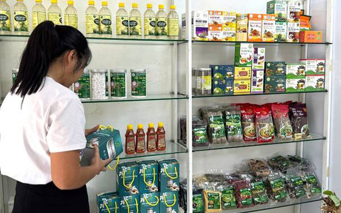 Lan tỏa tinh thần vì cộng đồng từ gian hàng tiêu thụ nông sản Peace Shop
