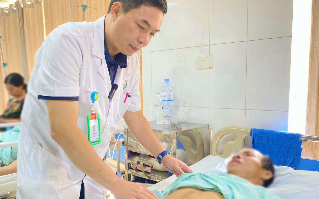 Nuốt phải tăm tre, người đàn ông suýt mất mạng vì vỡ mạch máu lớn trong ổ bụng