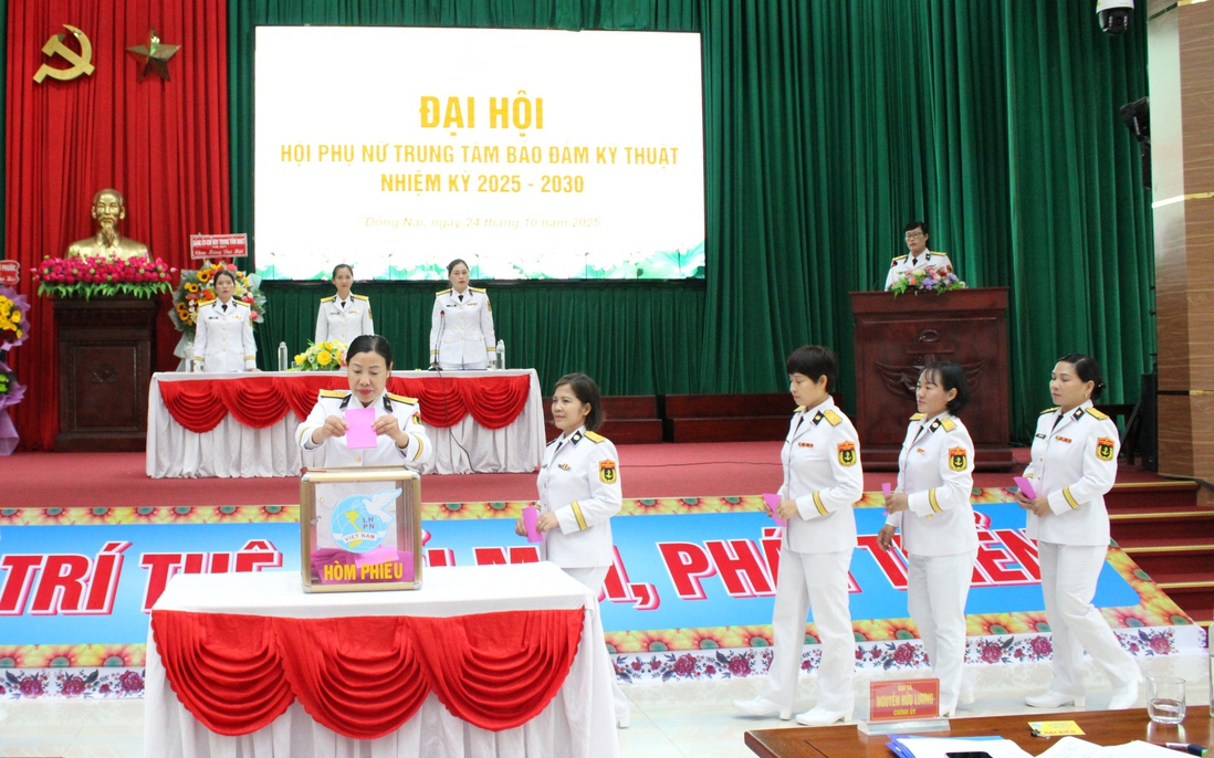 Phụ nữ Trung tâm Bảo đảm kỹ thuật đẩy mạnh chuyển đổi số trong công tác Hội 