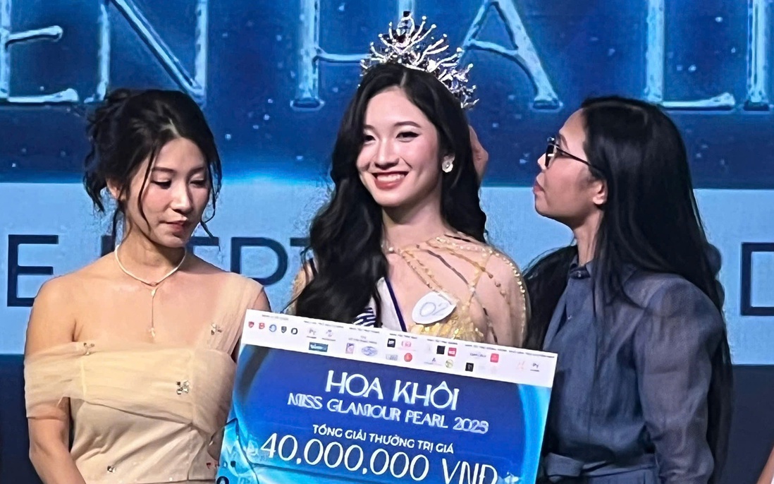 Nguyễn Hà Linh đăng quang Hoa khôi sinh viên Miss Glamour Pearl 2025