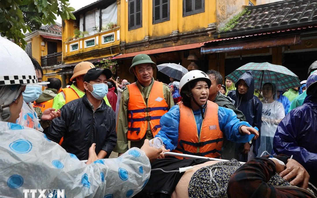 Bí thư Thành ủy Đà Nẵng: Không để bà con đói, rét do mưa lũ