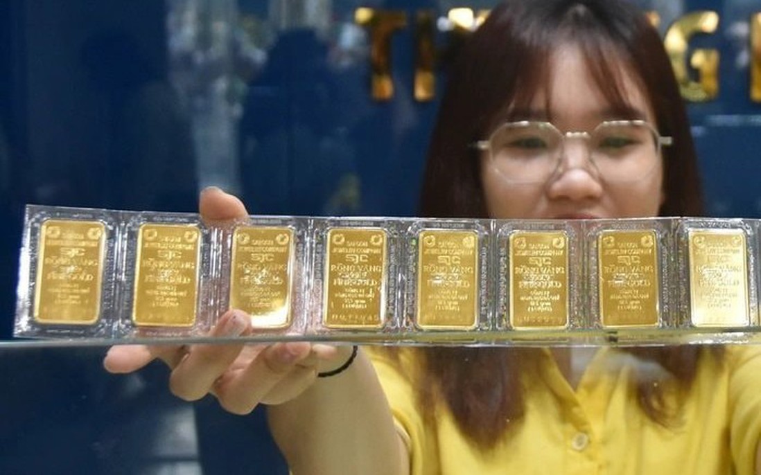 Giá vàng giảm hơn 2 triệu đồng mỗi lượng