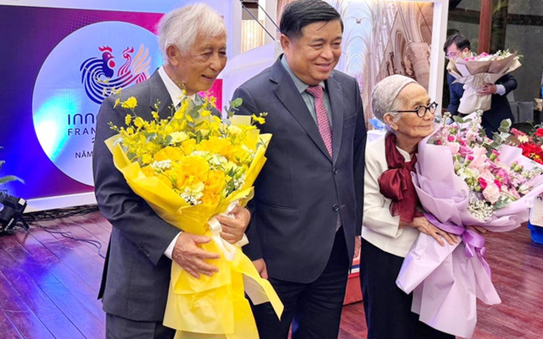 2 nhà khoa học Pháp gốc Việt nhận Huân chương Bắc đẩu Bội tinh