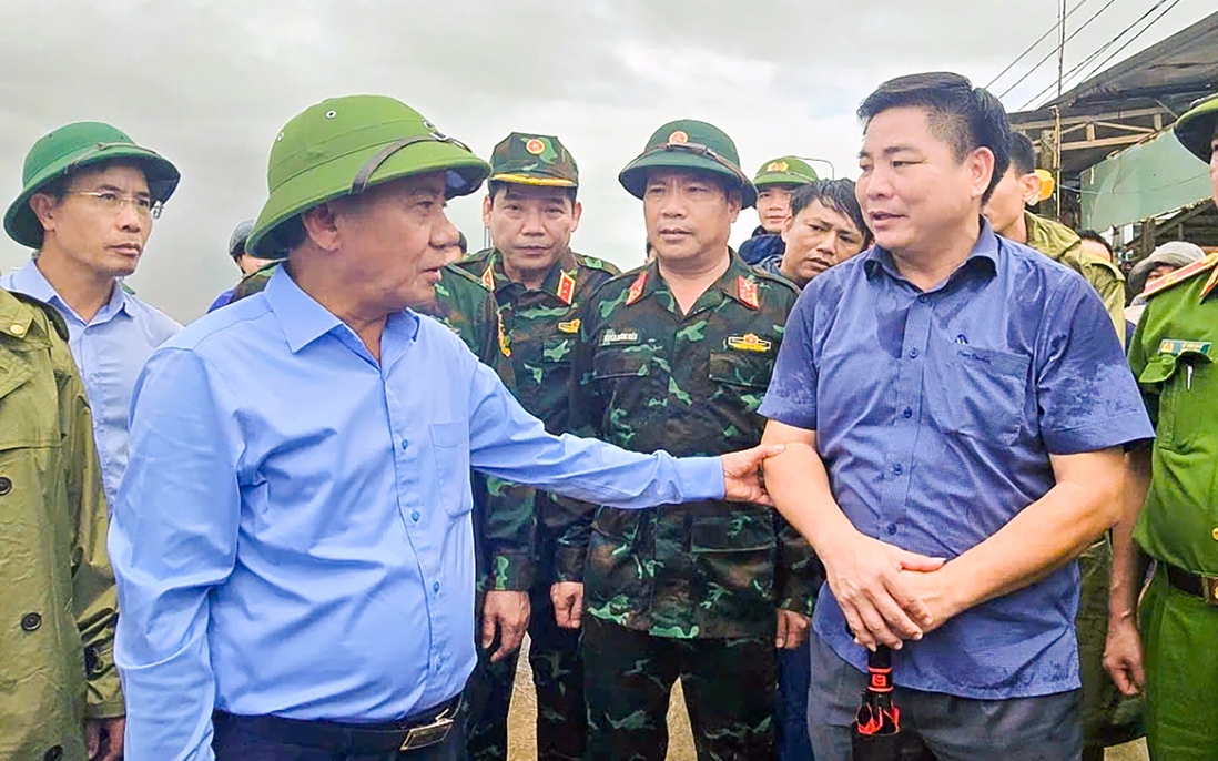 Bảo đảm an toàn tính mạng Nhân dân trong mưa lũ là ưu tiên hàng đầu