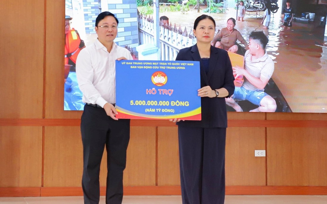 Trên 2.240 tỷ đồng hỗ trợ đồng bào khắc phục hậu quả bão lũ