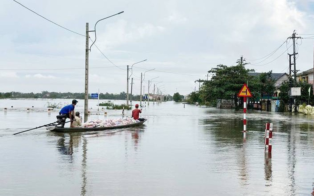 Khắc phục nhanh hậu quả mưa lũ ở Trung Bộ, sớm ổn định đời sống