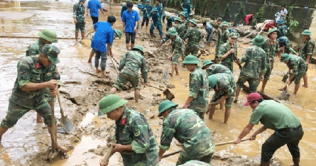 Quân đội chuẩn bị sẵn sàng tìm kiếm cứu hộ, cứu nạn đường không ứng phó bão số 11
