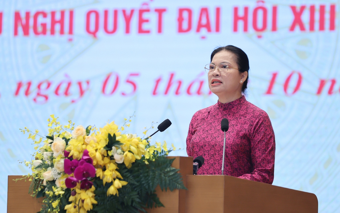 "Toàn dân đồng lòng, thi đua hành động - hướng tới Đại hội thành công, bầu cử thắng lợi"