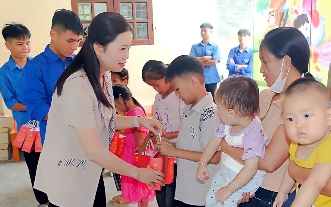 Phú Thọ: Chăm lo Tết Trung thu cho thiếu niên, nhi đồng khó khăn, vùng dân tộc thiểu số 