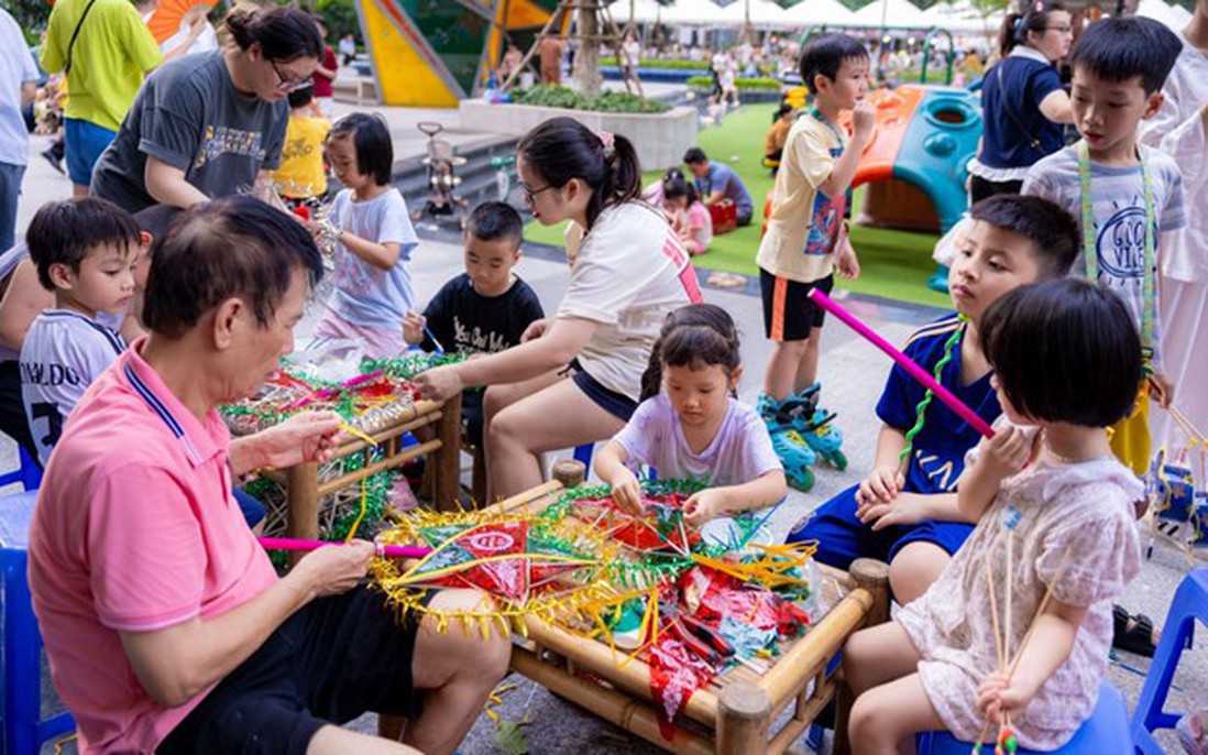 Trung thu 2025 tại Goldmark City: Rực rỡ sắc màu, trọn vẹn niềm vui