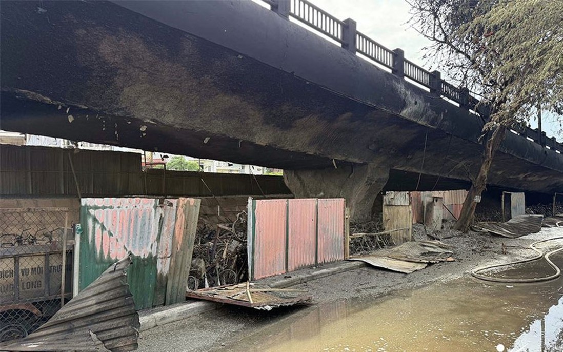 Hà Nội chi 2,6 tỷ đồng sửa chữa cầu Vĩnh Tuy sau vụ cháy bãi giữ xe