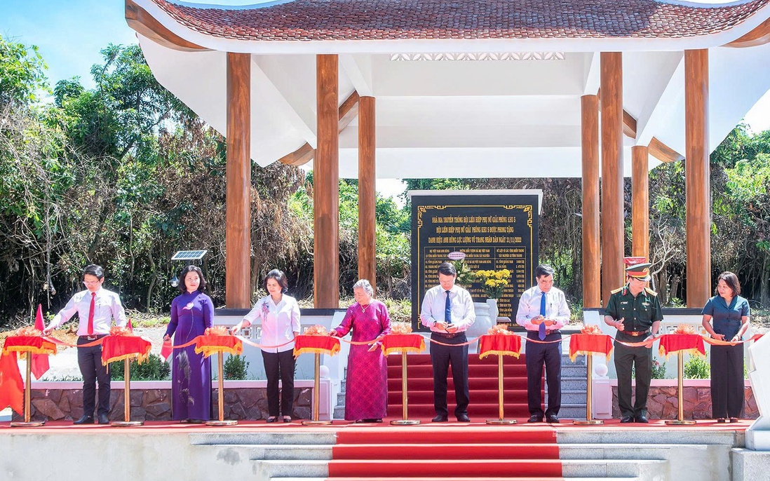 Đà Nẵng: Khánh thành Nhà bia Hội LHPN Giải phóng Khu V