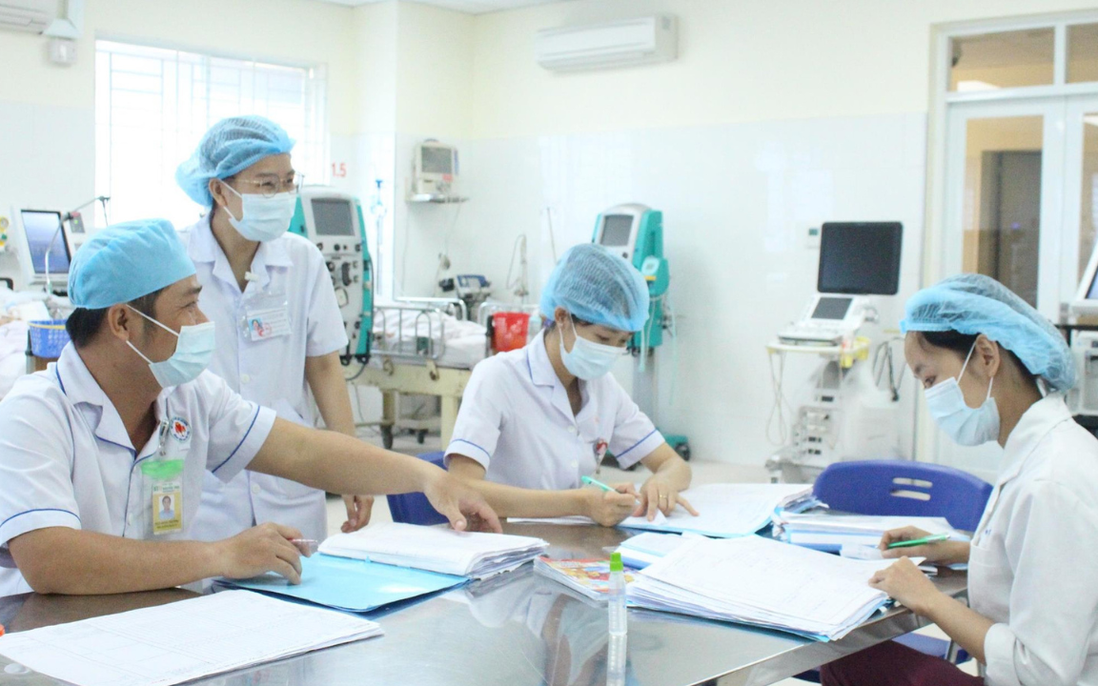 Đề xuất tăng gần 3 lần phụ cấp trực cho nhân viên y tế