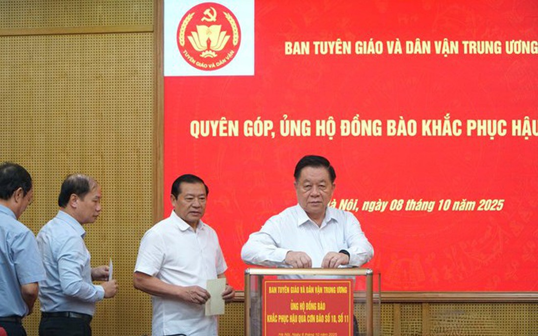 Ban Tuyên giáo và Dân vận Trung ương quyên góp, ủng hộ đồng bào khắc phục hậu quả bão lũ