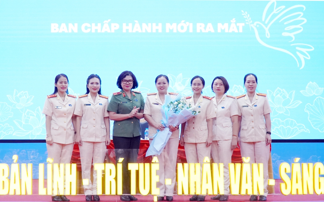 Hội Phụ nữ A05 phát huy lợi thế công nghệ để áp dụng trong phong trào phụ nữ Công an nhân dân