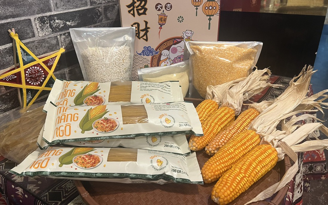 Gây quỹ học bổng tặng trẻ em thiệt thòi từ mì Nàng Ngô