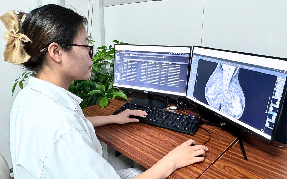 Nữ bác sĩ tìm hy vọng cho phụ nữ bị ung thư vú