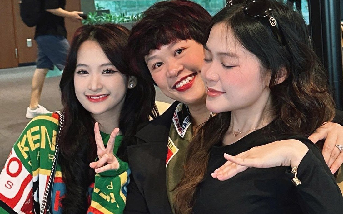 Bí quyết dạy con của người mẹ nội trợ có 3 con gái là sinh viên giỏi