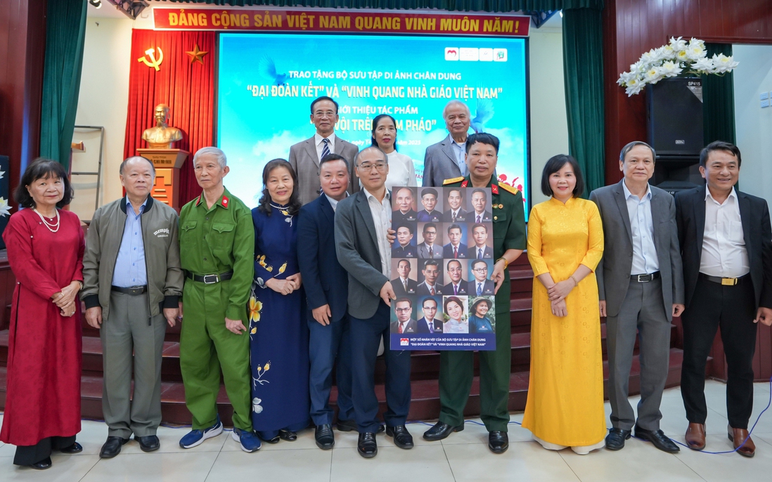 Giới thiệu di ảnh chân dung những vị lãnh đạo đầu tiên của Mặt trận Dân tộc Thống nhất Việt Nam