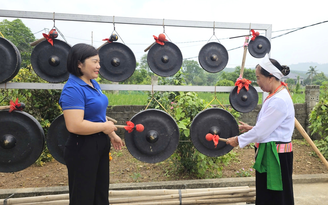 Tôn vinh bản sắc, tăng cường đại đoàn kết trong Ngày hội Văn hóa dân tộc Mường
