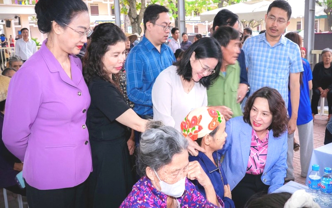 Sàng lọc, phát hiện sớm yếu tố nguy cơ của các bệnh tim mạch, thận mạn ngay từ cơ sở