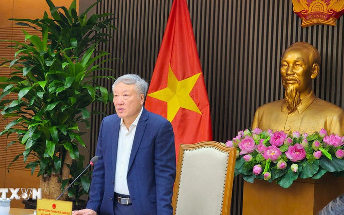 Phó Thủ tướng Thường trực Nguyễn Hòa Bình: Tập trung cho vùng đồng bào - "lõi nghèo" của cả nước