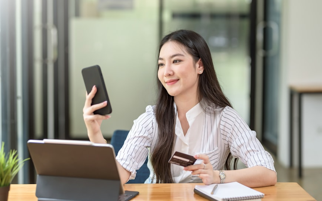 "Digital Detox" để kết nối sâu sắc hơn với cuộc sống thực