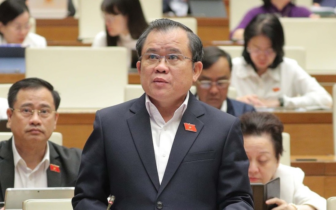 Cần công khai 100% khoản thu giáo dục để bảo vệ danh dự của người thầy