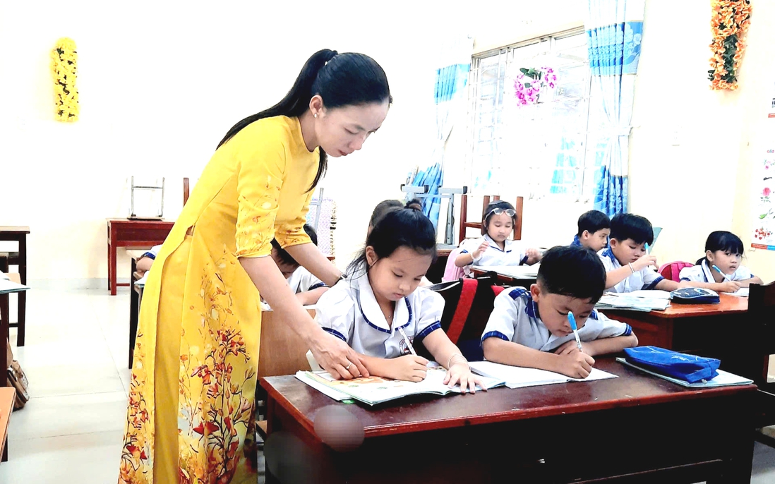 Cô giáo nén nỗi đau riêng, gieo mầm thiện nguyện