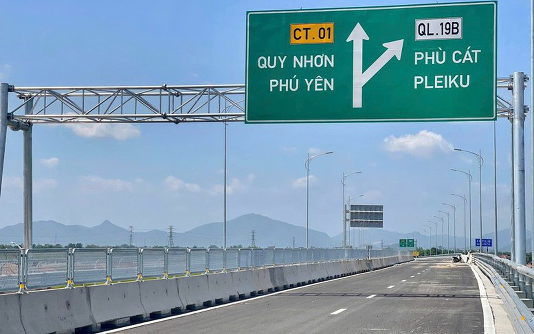 Khẩn trương chuẩn bị Lễ khánh thành, khởi công các công trình lớn chào mừng Đại hội Đảng lần thứ XIV