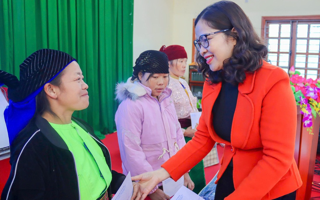 Hội LHPN Phú Thọ đồng hành cùng phụ nữ vùng biên cương tỉnh Tuyên Quang 