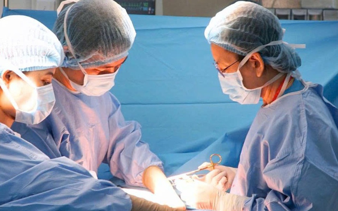 Cứu sống mẹ và bé trong ca tiền sản giật nguy kịch