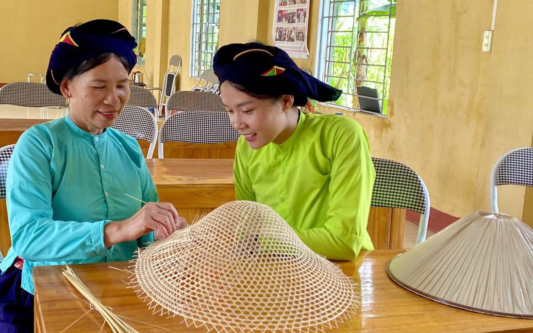 Kết hợp du lịch cộng đồng với xây dựng thương hiệu sản phẩm truyền thống vùng dân tộc thiểu số và miền núi