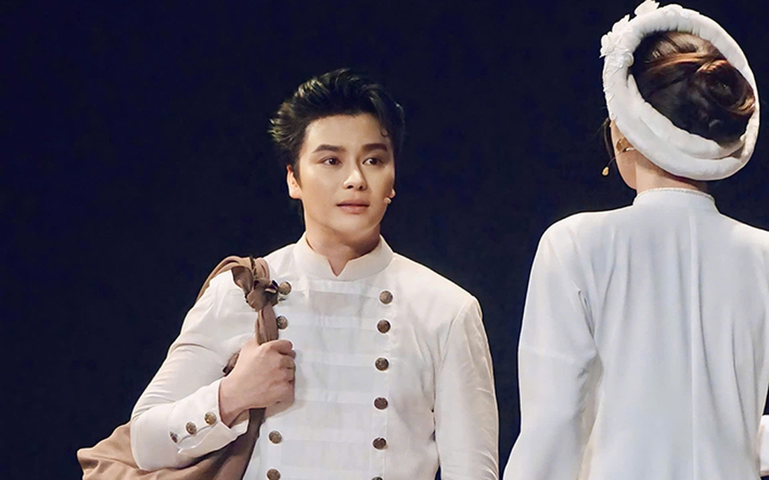 Vở kịch “Bút máu”: Tái hiện bi kịch của người cầm bút