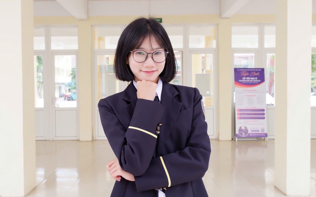 Nữ sinh giành phần thưởng 1 tỷ đồng ở sân chơi về kiến thức tài chính