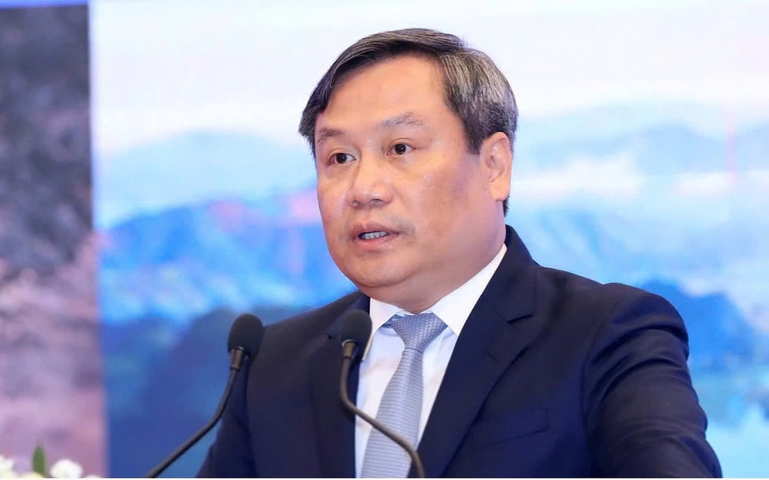 Infographic: Tiểu sử tân Chủ tịch UBND TP Hà Nội Vũ Đại Thắng