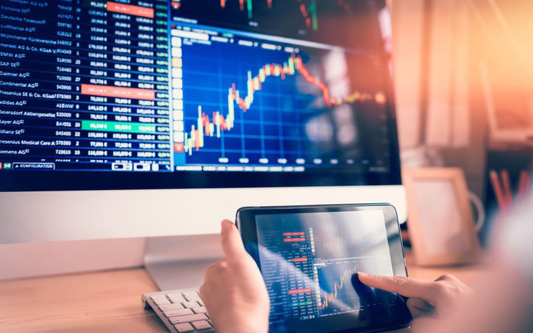 Dòng tiền phân hóa mạnh, bộ đôi VIC - VPL hỗ trợ VN-Index tăng gần 7 điểm