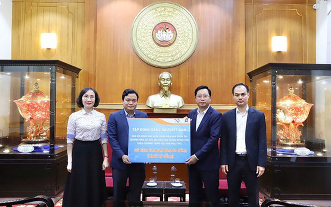 Trên 1.185,62 tỷ đồng đăng ký ủng hộ thông qua tài khoản của Ban Vận động cứu trợ Trung ương