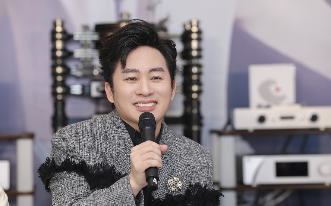 Tùng Dương ra mắt đĩa than đầu tay