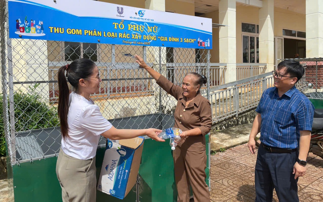 Bảo vệ môi trường từ mô hình "Thu gom, phân loại rác xây dựng gia đình 3 sạch”