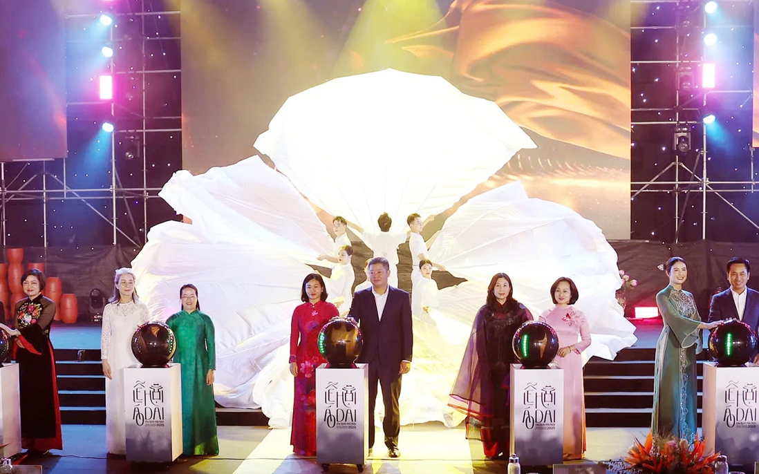 Lễ hội Áo dài Du lịch Hà Nội 2025: Tôn vinh tà áo Việt, lan tỏa vẻ đẹp Thủ đô