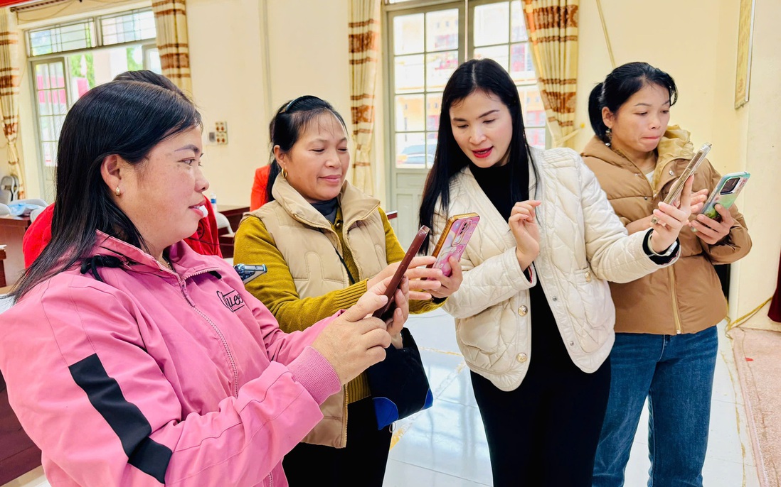 Phụ nữ Lạng Sơn tăng cường kỹ năng làm cha mẹ, xây dựng gia đình hạnh phúc, an toàn