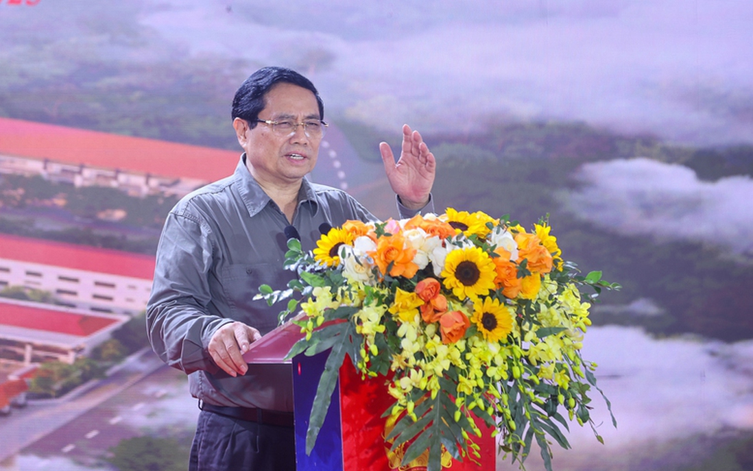 Thủ tướng: Từng ngôi trường mới nơi biên giới sẽ là nơi ươm mầm tri thức, thắp sáng ước mơ, hiện thực hóa khát vọng