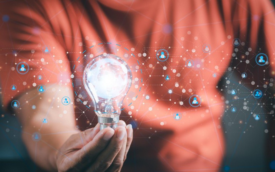 Những động thái bất ngờ đáng chú ý từ loạt doanh nghiệp lớn phiên 2/12