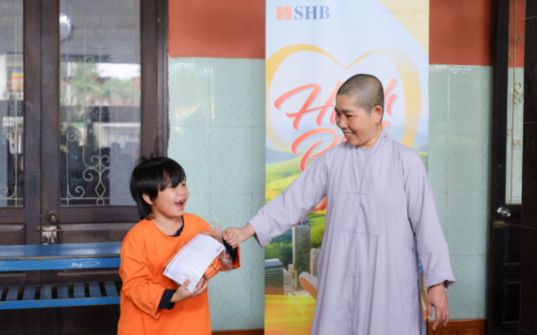 Những giọng hát đặc biệt tại Trung tâm Bảo trợ chùa Long Thọ