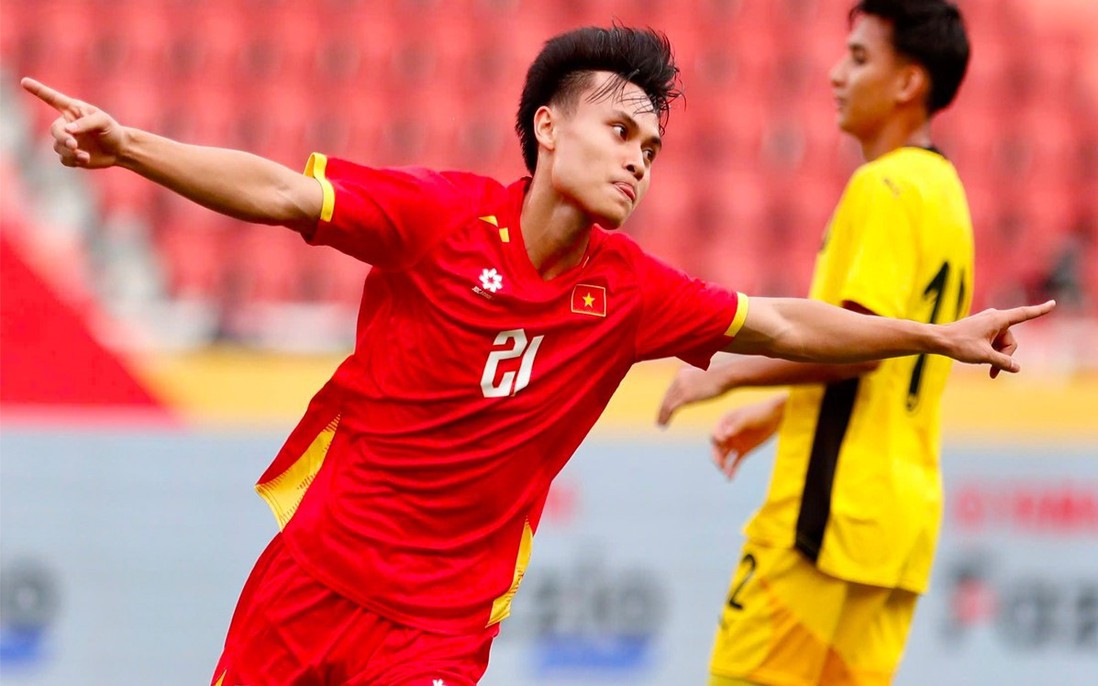 U22 Việt Nam vào bán kết bóng đá nam SEA Games 33