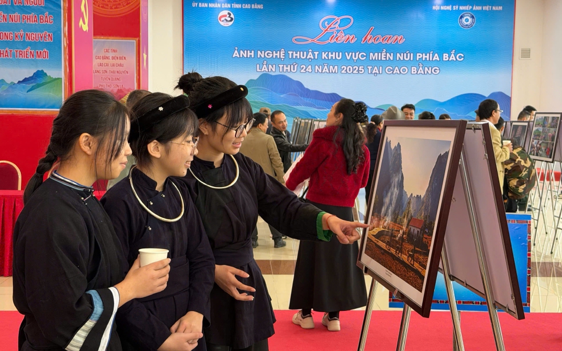 Trưng bày 136 tác phẩm nhiếp ảnh về đất và người miền núi phía Bắc trong kỷ nguyên mới