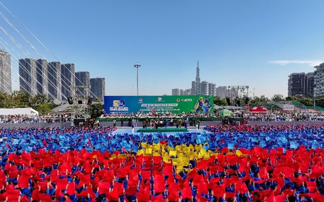 Nhìn lại hành trình tạo nên kỷ lục Việt Nam và thế giới, hướng đến chương mới của thế hệ trẻ Việt Nam năng động